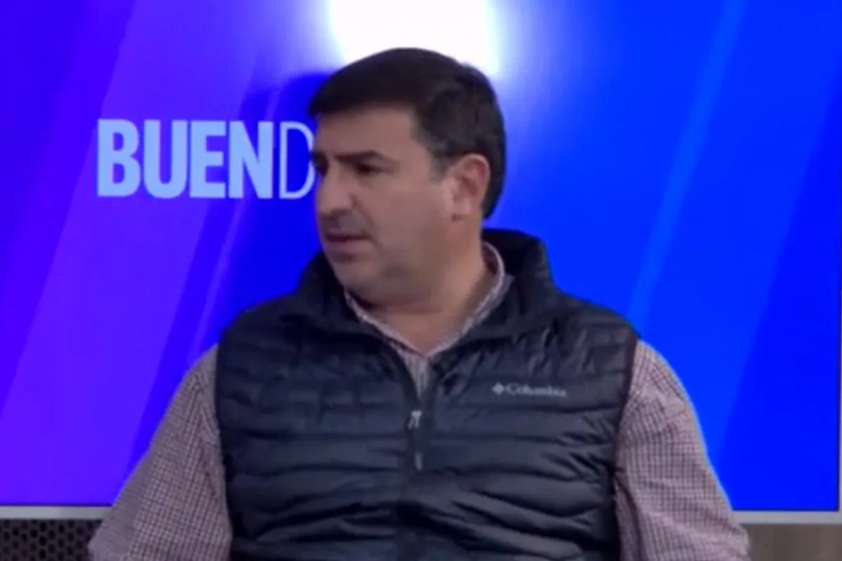 Alejandro Sangenis responde con dureza a críticas de Canelada y Cobos sobre transporte público