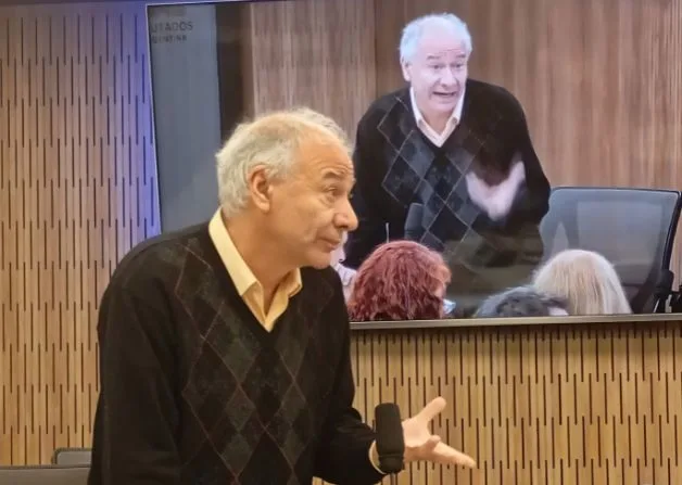 Asociaciones culturales advierten sobre riesgos de la “Ley Hojarasca” para el teatro argentino