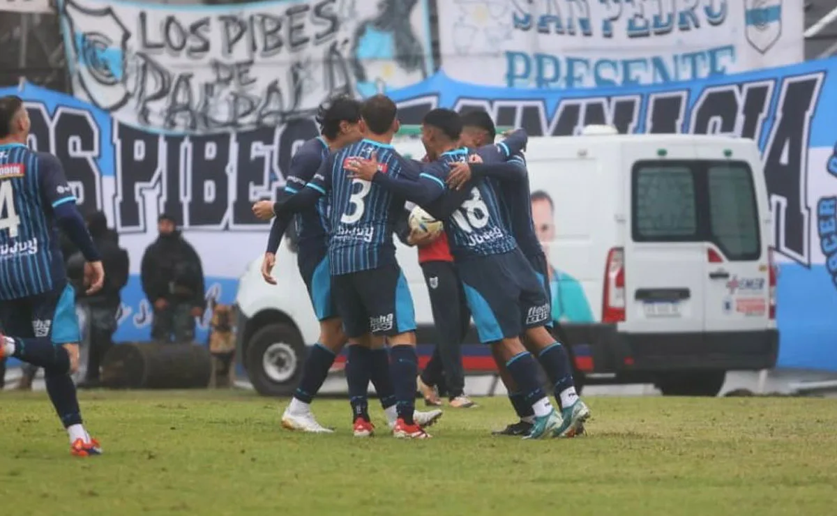 Confirmaron el horario del clásico entre Gimnasia de Jujuy y Gimnasia y Tiro de Salta