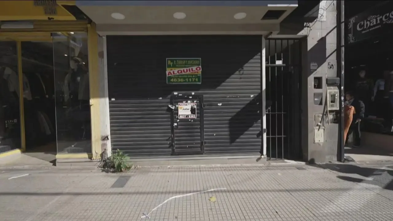 Crece la vacancia comercial y caen las ventas en la avenida Avellaneda de Buenos Aires