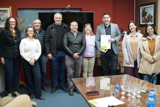 El CGE acordó con Fundación LAR y La Agrícola Regional para ampliar la formación en oficios