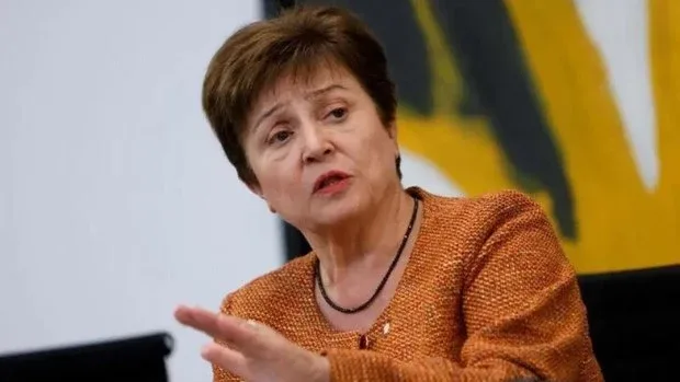 El FMI recomienda flexibilizar el cepo y avanzar con reformas para garantizar sostenibilidad económica