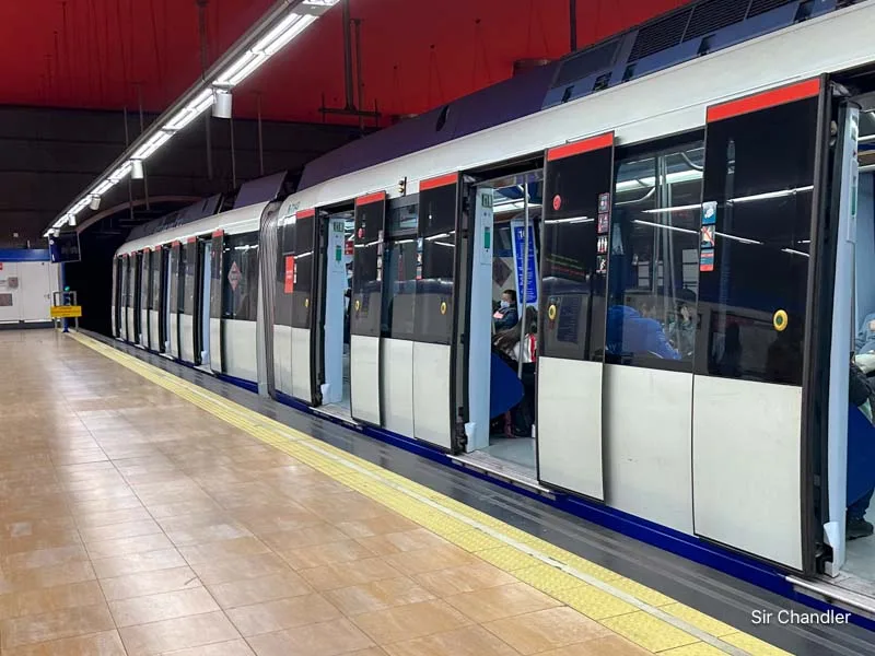 El Metro de Madrid estrena pago sin contacto con tarjetas y dispositivos móviles
