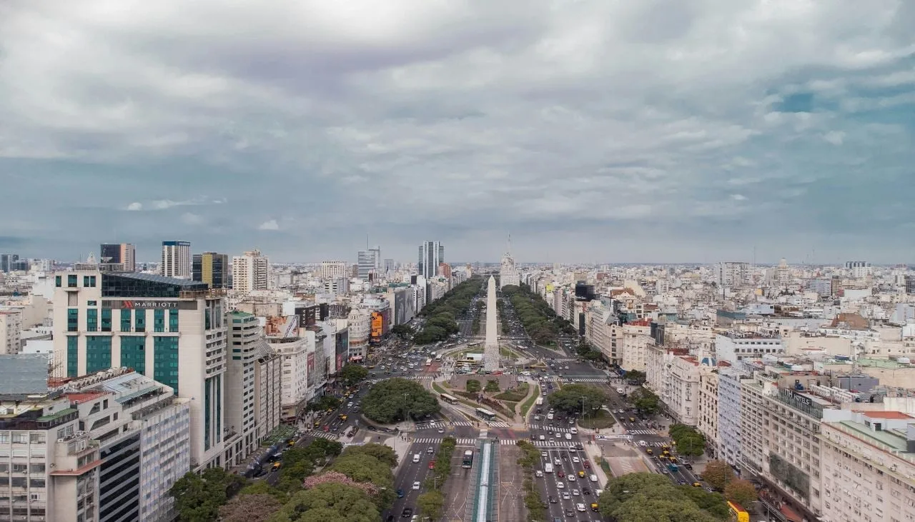 Estudio global revela cómo el AMBA agrava el efecto de isla de calor urbano