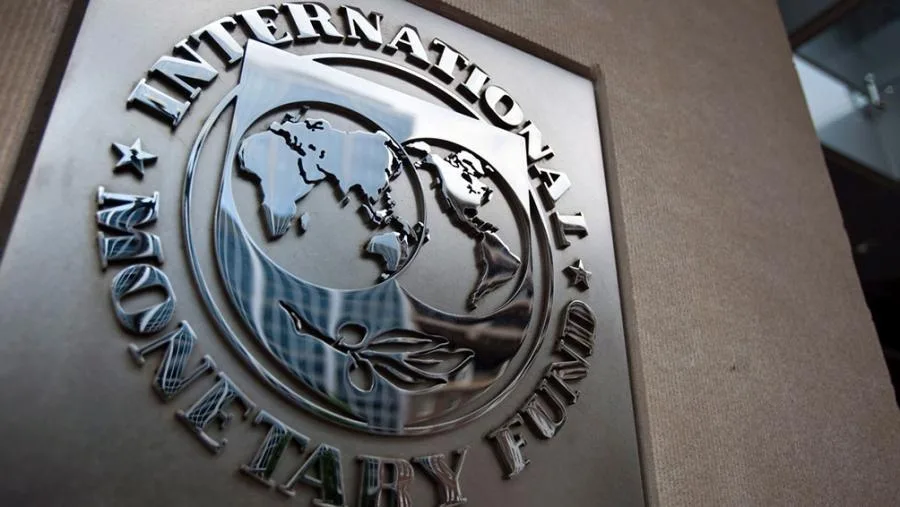 FMI proyecta crecimiento estable y desaceleración de la inflación en Argentina hasta 2028