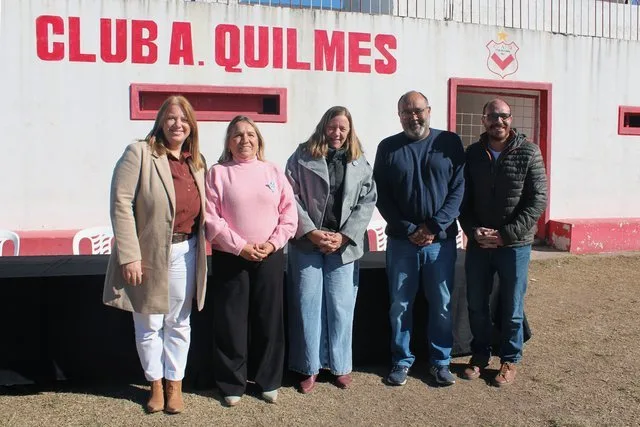 Gobierno de Entre Ríos y Gualeguay amplían programas de formación y deporte para adolescentes