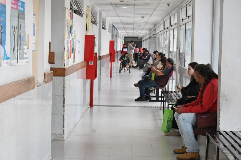 Hombre internado en Bariloche con hantavirus, familia bajo aislamiento y seguimiento médico