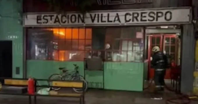 Incendio en restaurante de Villa Crespo deja tres personas asistidas sin gravedad