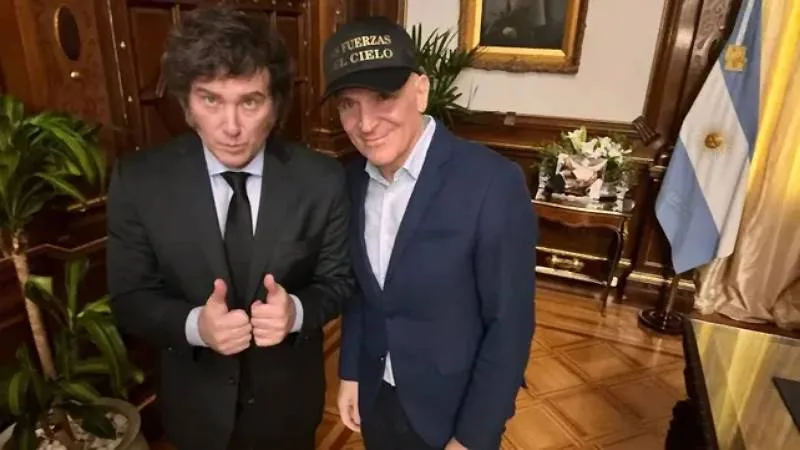 Javier Milei defiende a José Luis Espert y critica a periodistas y dirigentes políticos