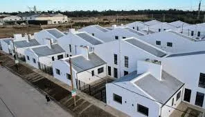 La provincia impulsa un plan voluntario para regularizar cuotas de créditos HogarBA