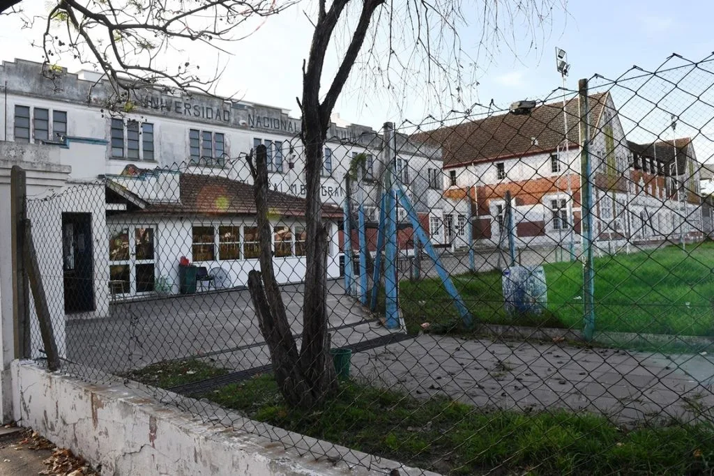 La UNLu evacuó preventivamente todas sus sedes tras una amenaza de bomba