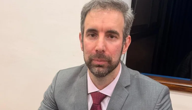 Legislador critica judicialización y pide foco en problemas reales de Tierra del Fuego