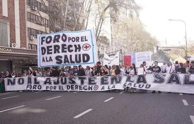 Marcha Federal en defensa de la salud unirá avenida 9 de Julio con Plaza de Mayo