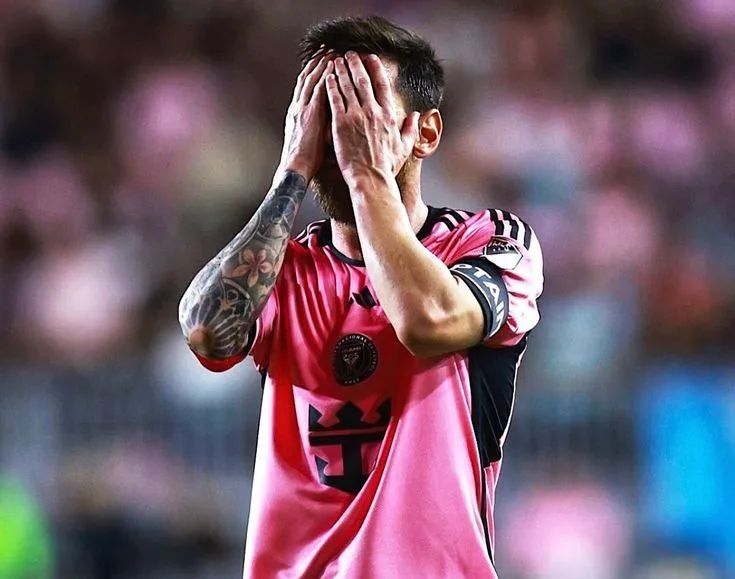 Messi se retira lesionado en Miami y genera preocupación en la selección argentina