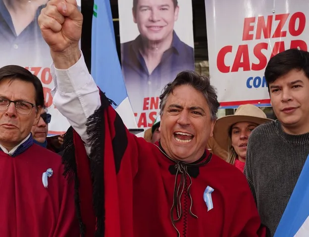Paoltroni critica a Adorni por retraso en presentación de su declaración jurada