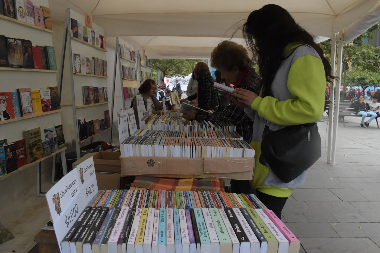 Plaza Independencia acogerá la Feria Regional del Libro en el cierre del Mayo de las Letras
