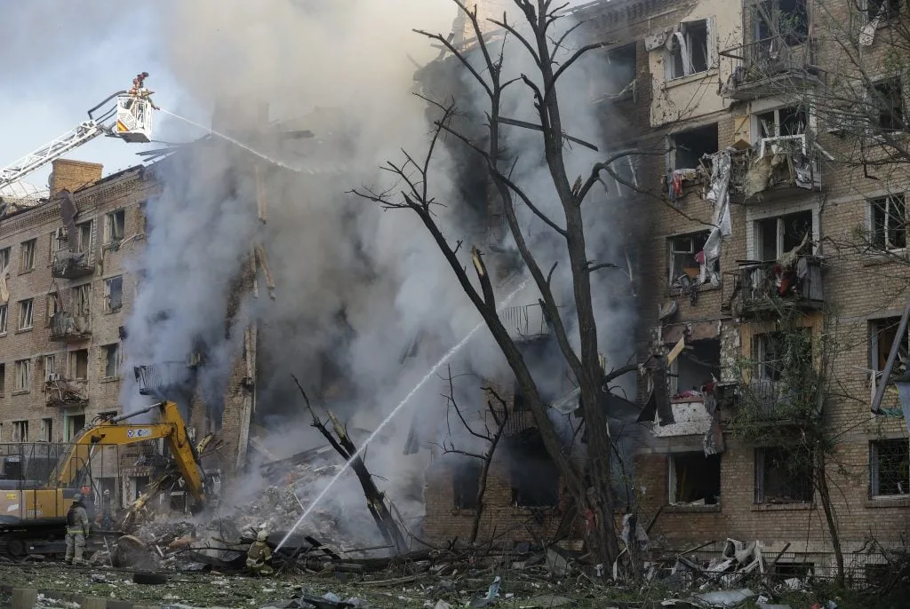 Rusia anuncia bombardeos contra objetivos militares e industriales en Kiev