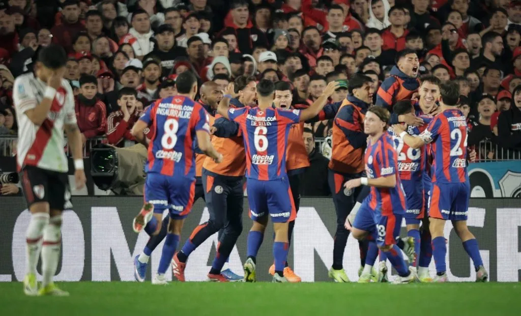 San Lorenzo visita a Santos en un partido decisivo por la Copa Sudamericana