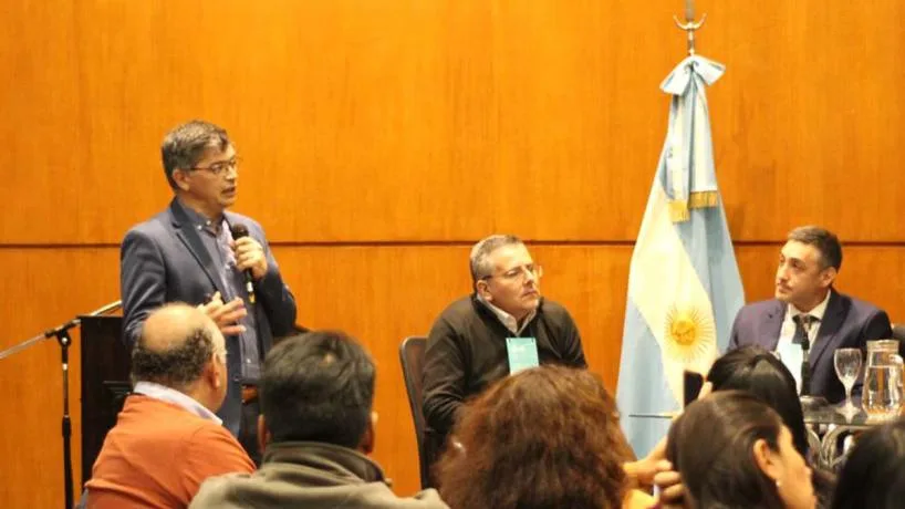 Tucumán impulsa la digitalización en salud pública para mejorar el acceso y la gestión hospitalaria