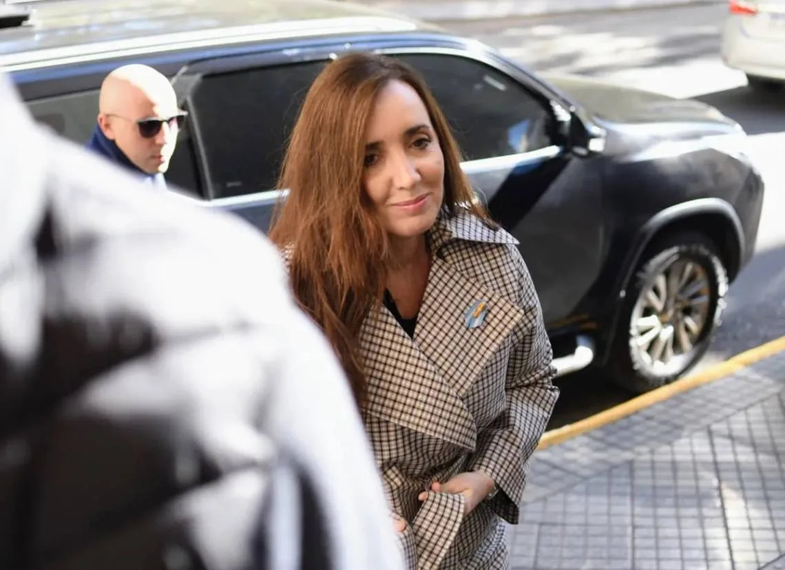 Victoria Villarruel cuestionó al jefe de Gabinete y se distanció de internas de gobierno