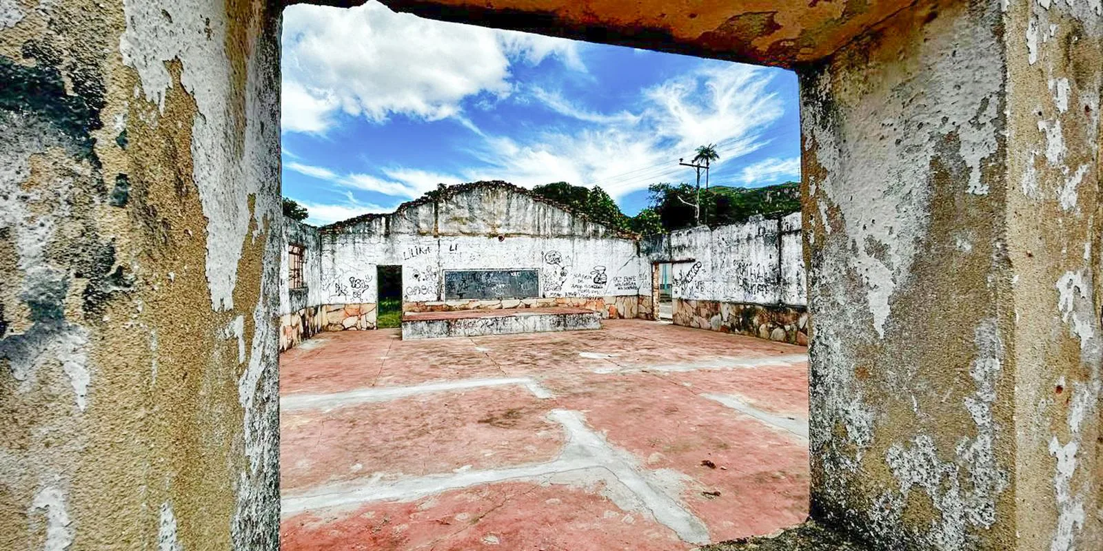 Arte quilombola transforma sitio histórico de violencia en espacio cultural en Cavalcante