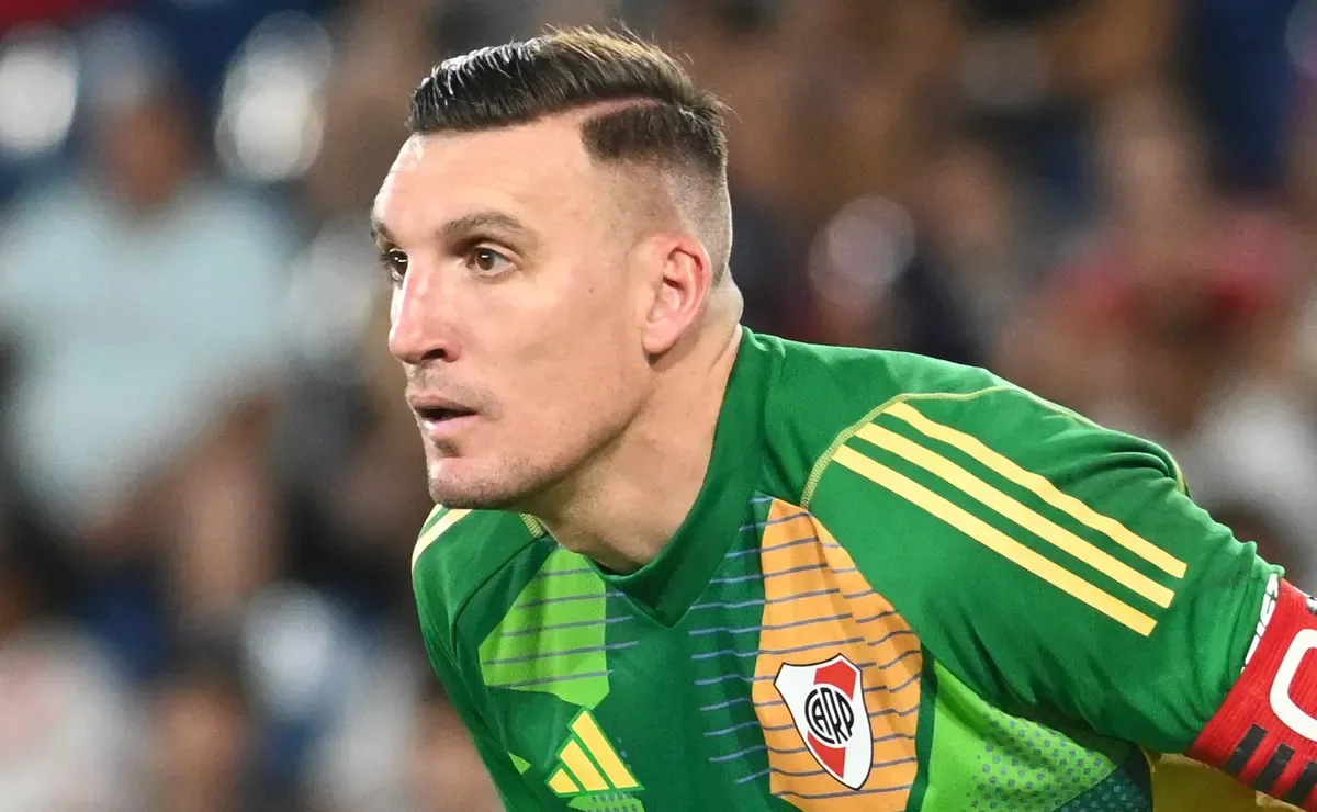 Atlético Nacional inició diálogo por Franco Armani, pero su salida no sería inmediata