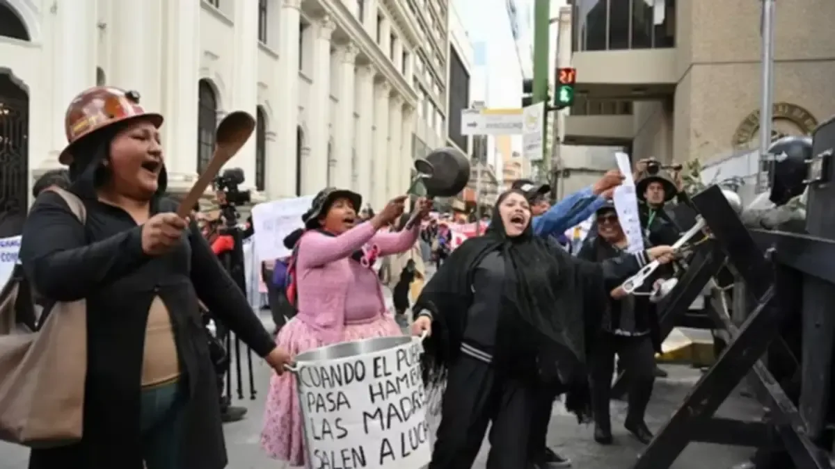 Bolivia impidió fiscalización y deportó a legisladores argentinos de misión por derechos humanos