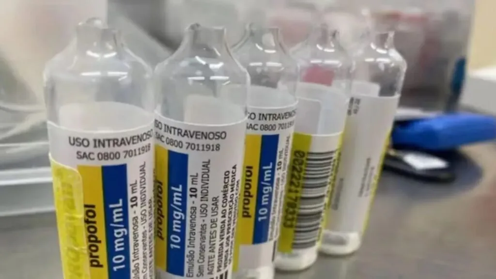 Confirman procesamiento de dos anestesistas por presunta sustracción de propofol