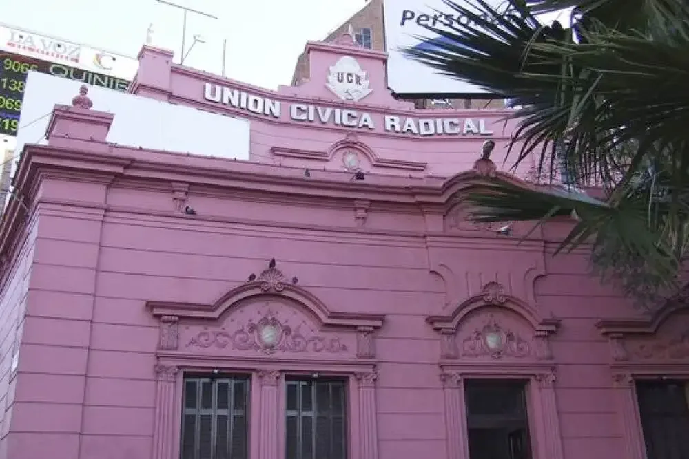 Crisis interna en la UCR Córdoba por falta de elecciones y convocatoria virtual