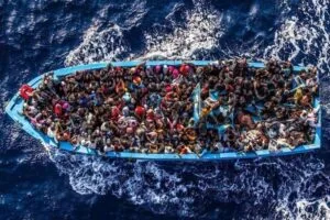 Crisis migratoria global: muertes y desafíos en las rutas hacia Europa y EE. UU.