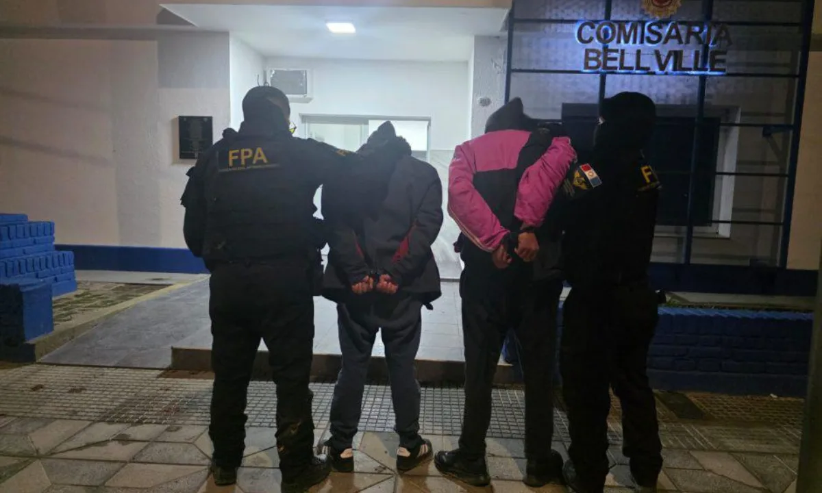 Dos menores detenidos por posesión de marihuana durante operativo en Bell Ville