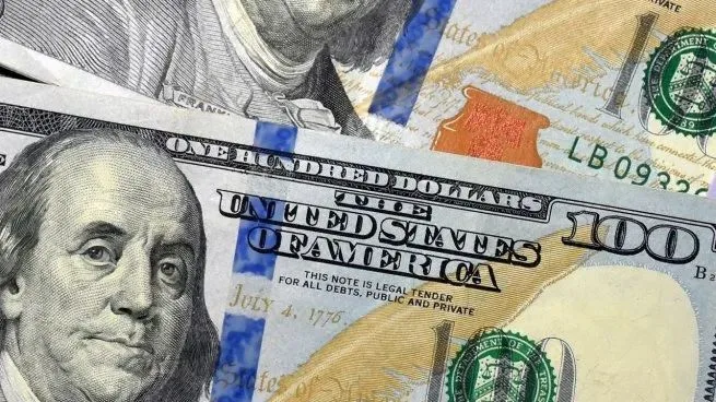 El dólar oficial continúa en alza y alcanza su mayor valor desde enero