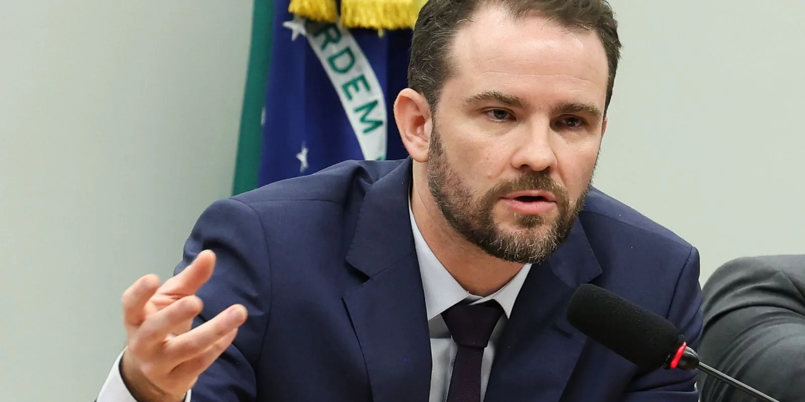 El gobierno advierte sobre el impacto de proyectos que presionan las cuentas públicas