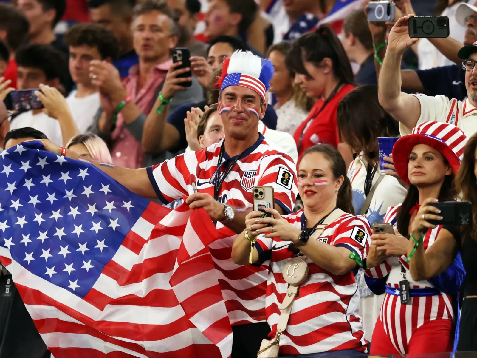 Estados Unidos inicia con victoria histórica en el Mundial ante Paraguay en Los Ángeles