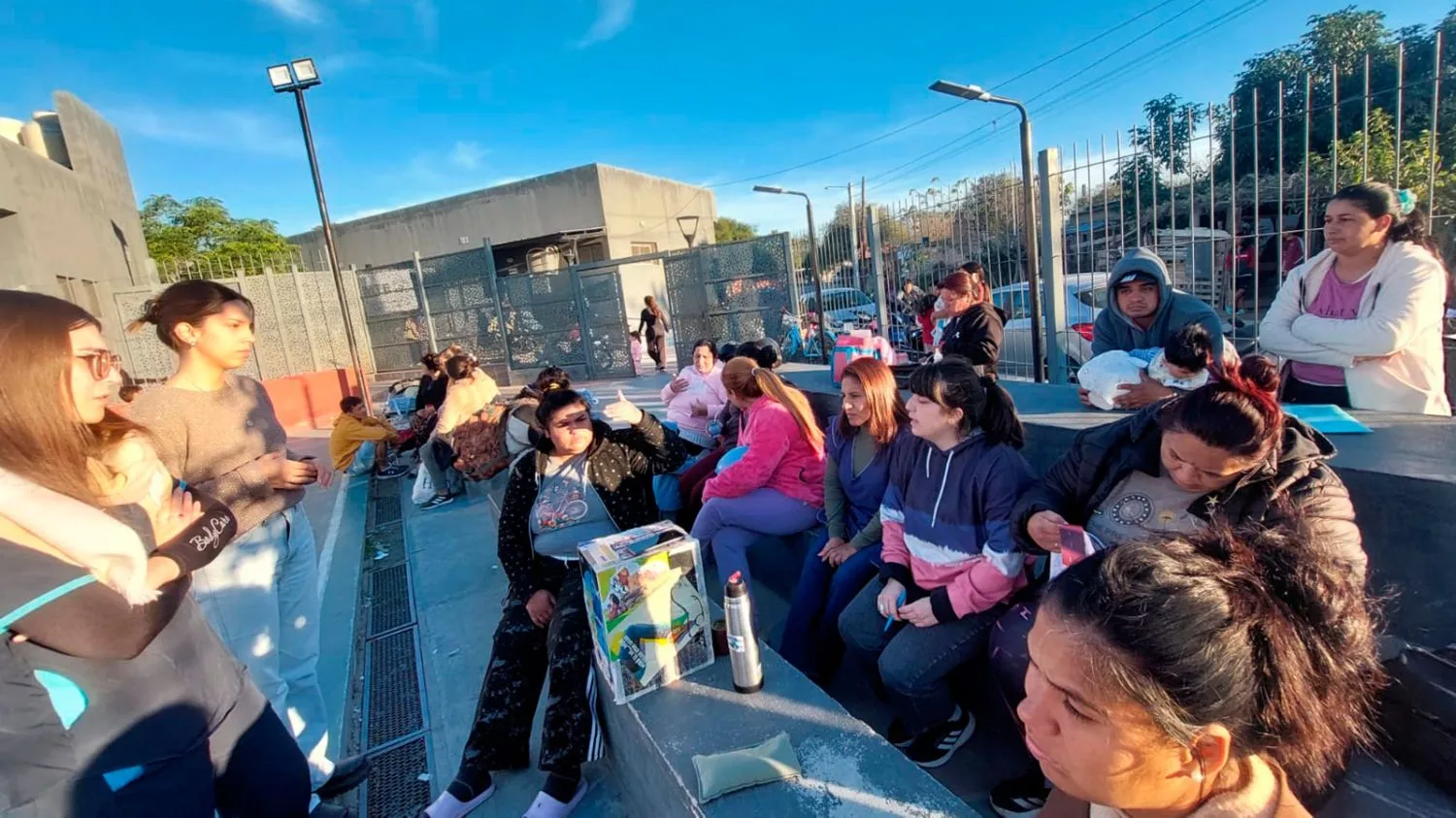 Estudiantes de la UNSE impulsan acciones comunitarias en la lucha contra las drogas