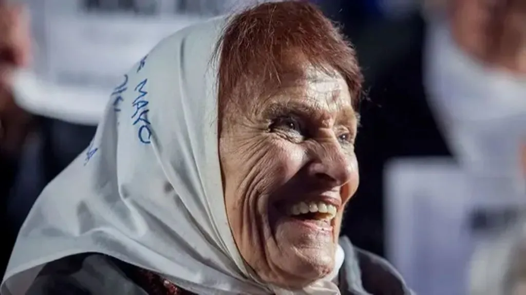 Falleció Taty Almeida, referente histórica de Madres de Plaza de Mayo