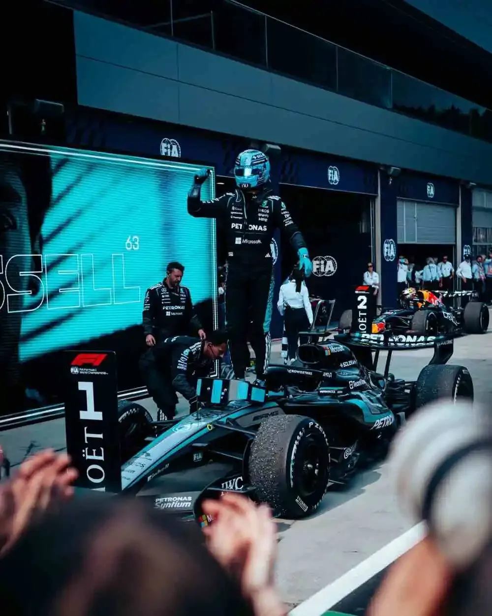 George Russell resistió a Verstappen y ganó el GP de Austria con un podio ajustado