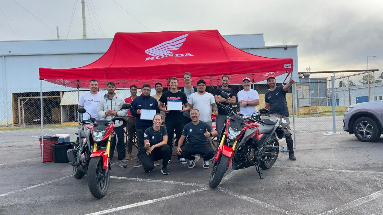 Honda impulsa la certificación práctica de instructores para manejo seguro en su red de concesionarios