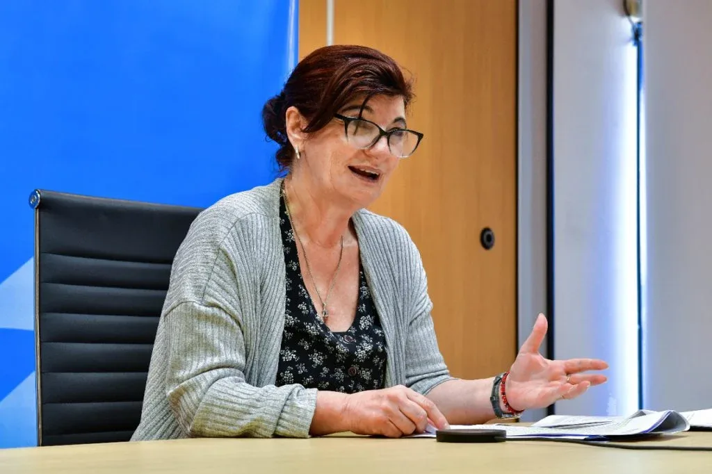 Kelly Olmos cuestiona al Gobierno tras la salida de Adorni y critica el discurso sobre la “casta