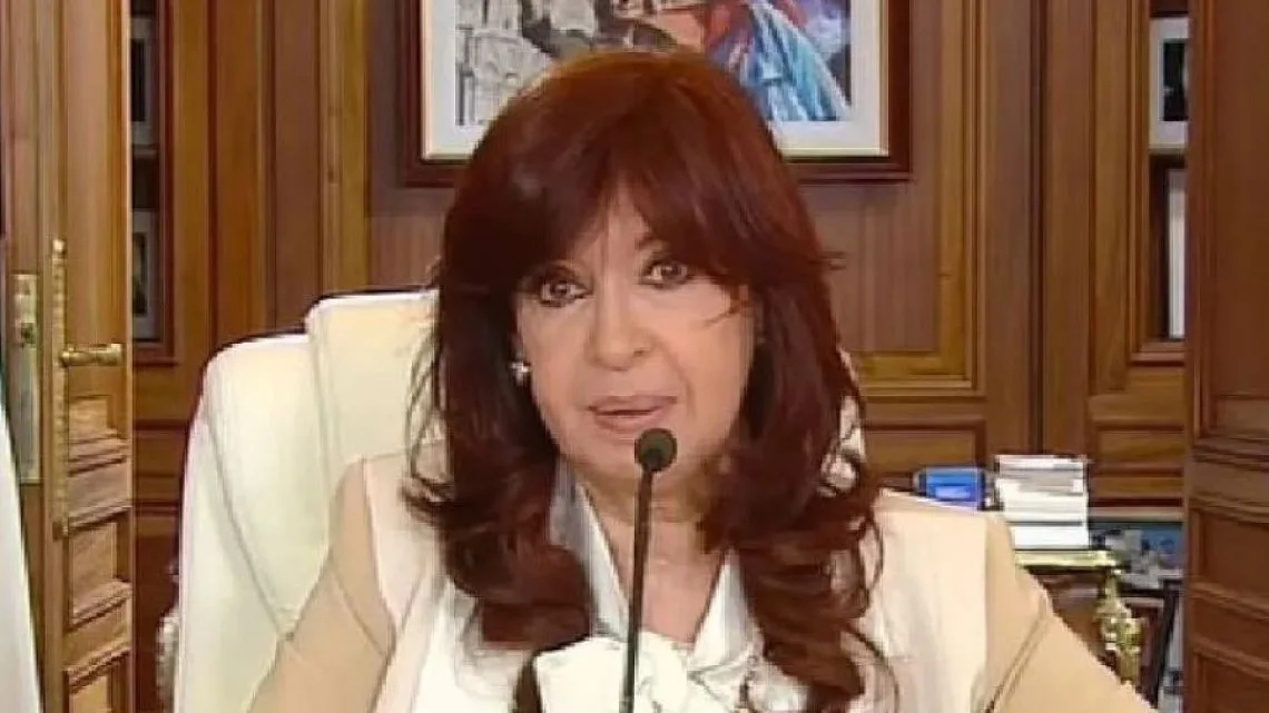 La Justicia confirmó la tobillera electrónica y el control estricto de visitas a Cristina Kirchner