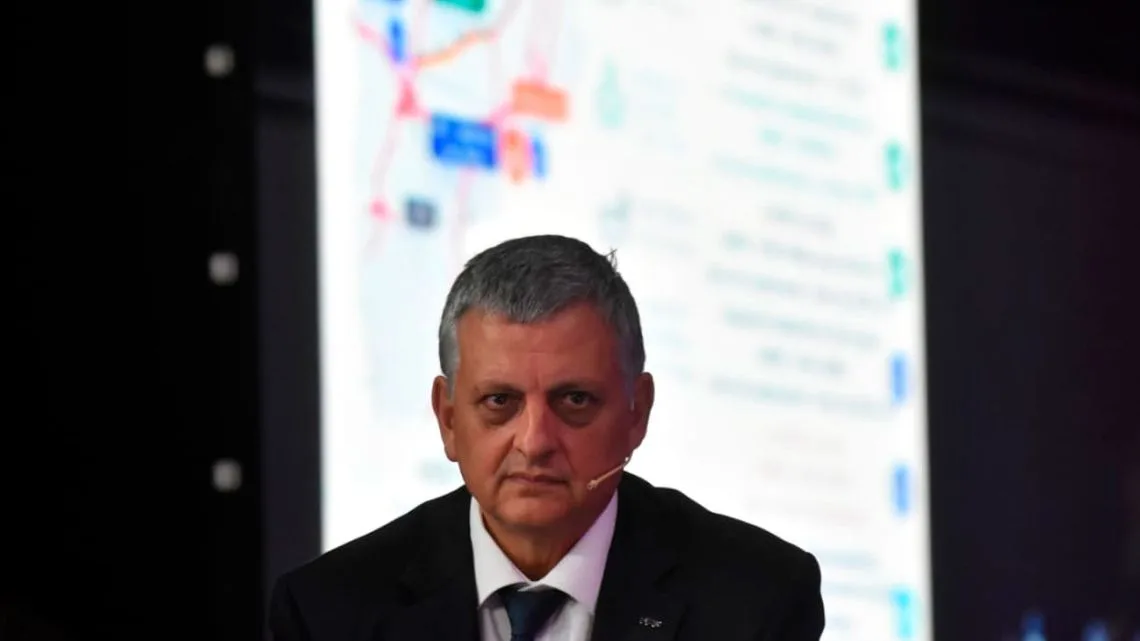 Las petroleras mantendrán los precios de naftas mientras buscan recuperar rentabilidad