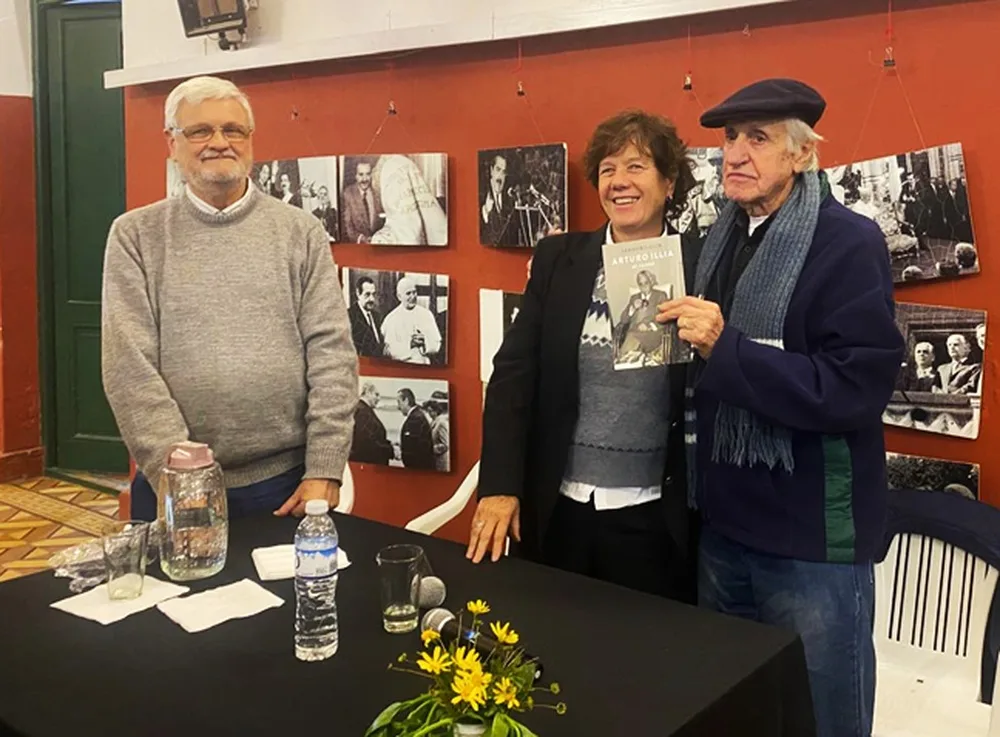 Leandro Illia presentó su libro sobre Arturo Illia con anécdotas y contexto político clave