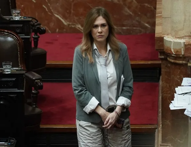 Lilia Lemoine denuncia extorsión contra Manuel Adorni y responsabiliza a Marcela Pagano y Bindi