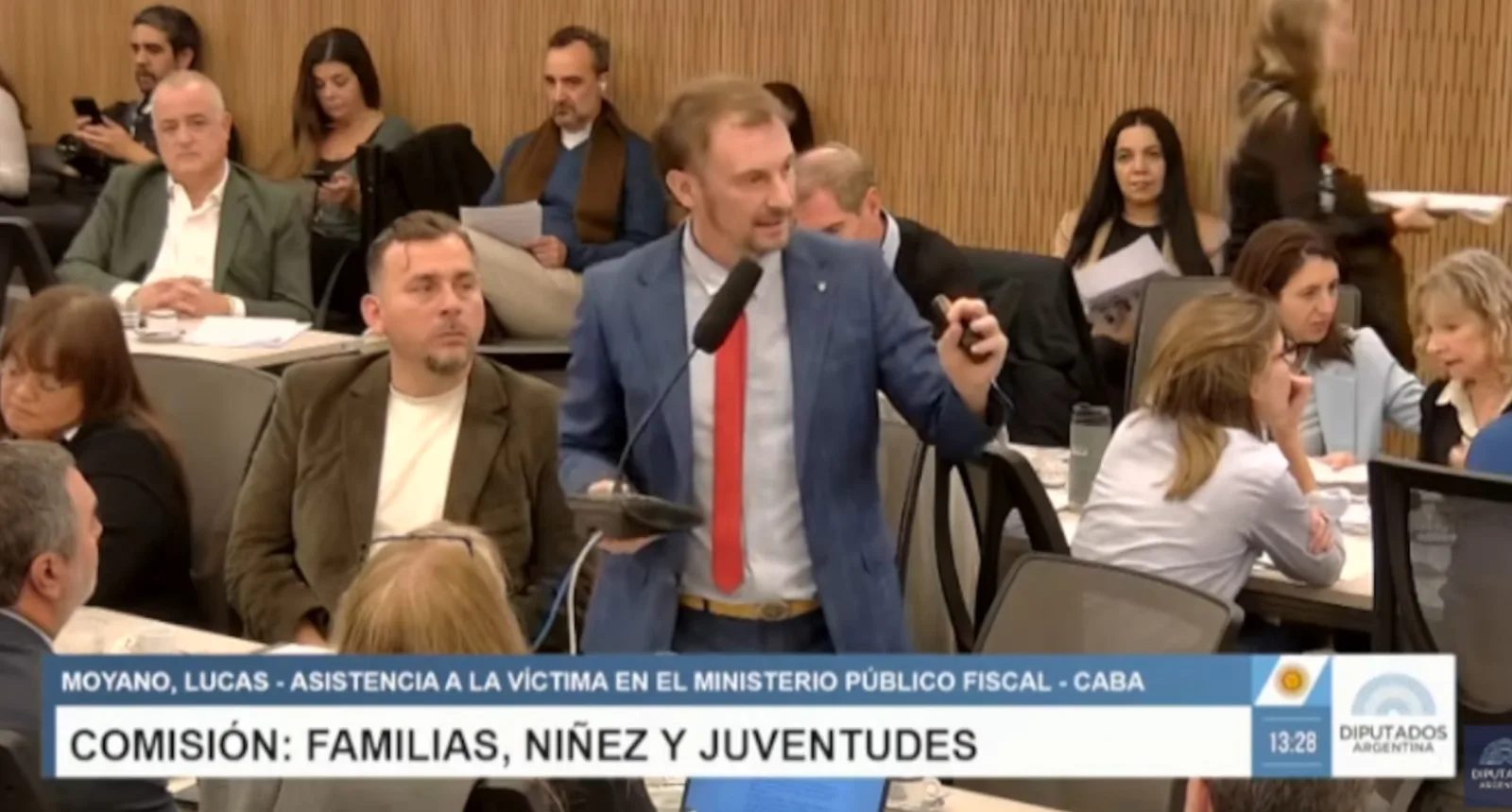 Lucas Moyano propuso reformas para enfrentar la violencia digital en niños y adolescentes