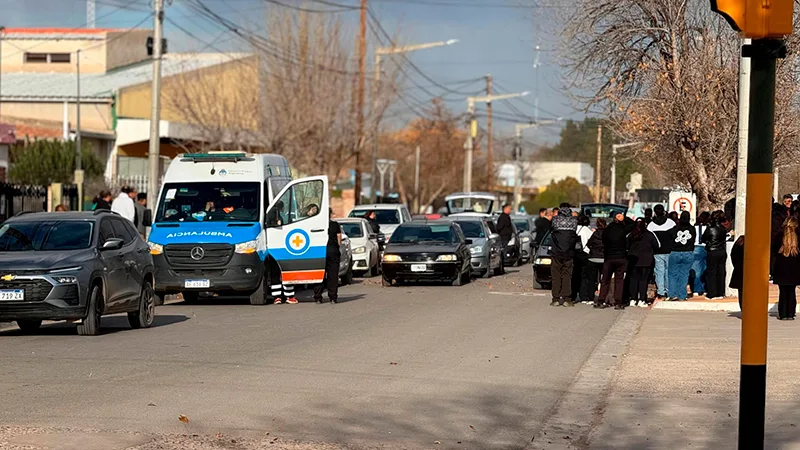 Multitudinaria despedida en 25 de Mayo por cuatro hermanas fallecidas en accidente vial