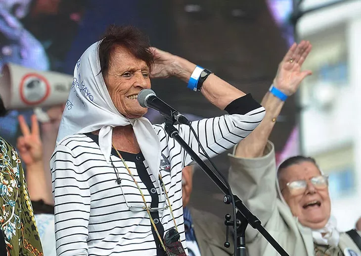 Murió Taty Almeida, referente histórica y presidenta de Madres de Plaza de Mayo