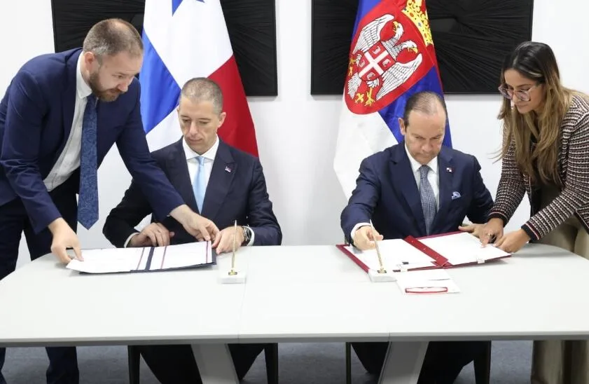 Panamá y Serbia eliminan visas oficiales y amplían cooperación académica entre diplomáticos