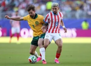 Paraguay avanzó a octavos de final tras empate sin goles frente a Australia