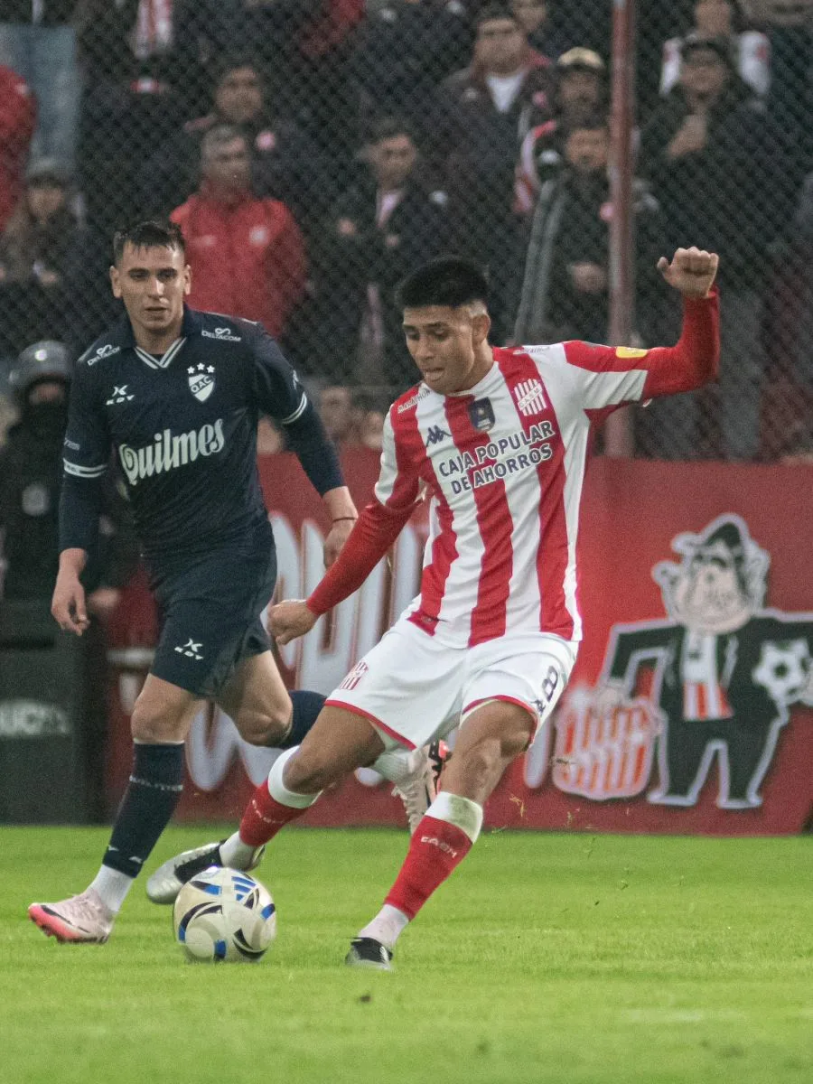 San Martín y Quilmes empataron en un partido decisivo para el equipo tucumano