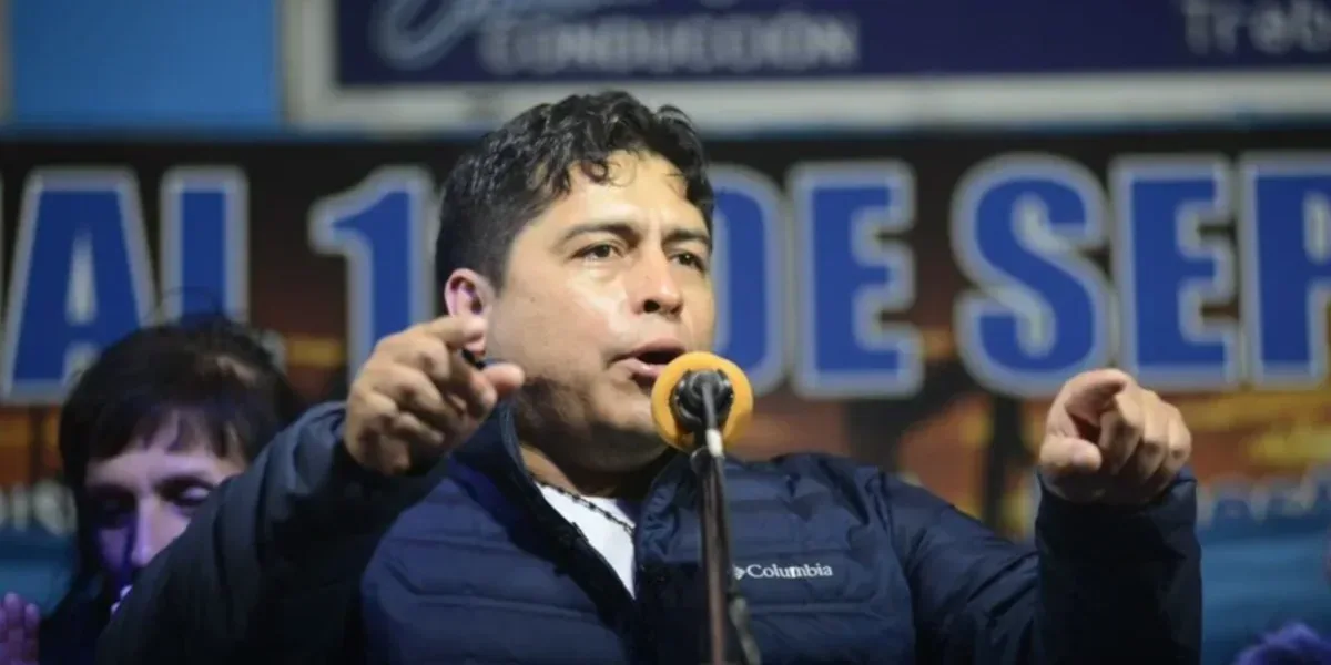 Santa Cruz rechaza endeudamiento, Macri cuestiona a Adorni y avanzan investigaciones por transfemicidio